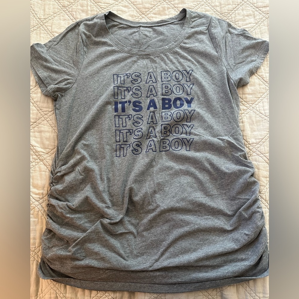 XL It’s a boy maternity top by Motherhood Maternity